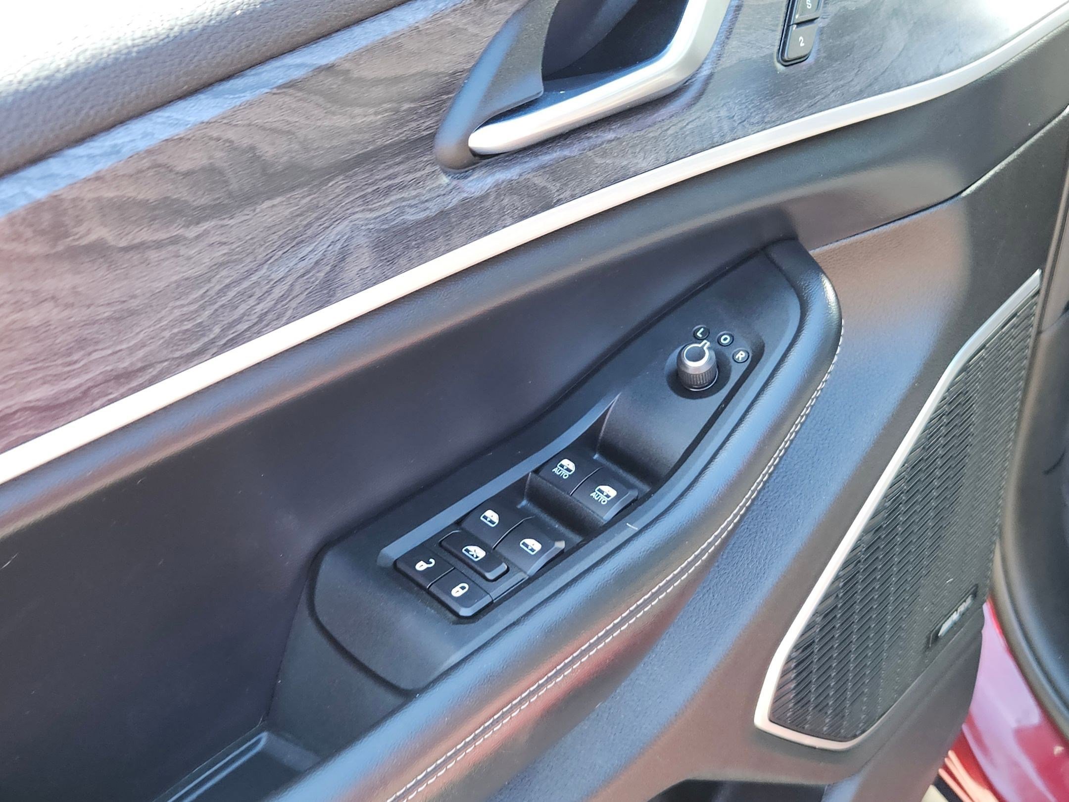 Used 2022 Jeep Grand Cherokee L Limited w/ Luxury Tech Group II image 12