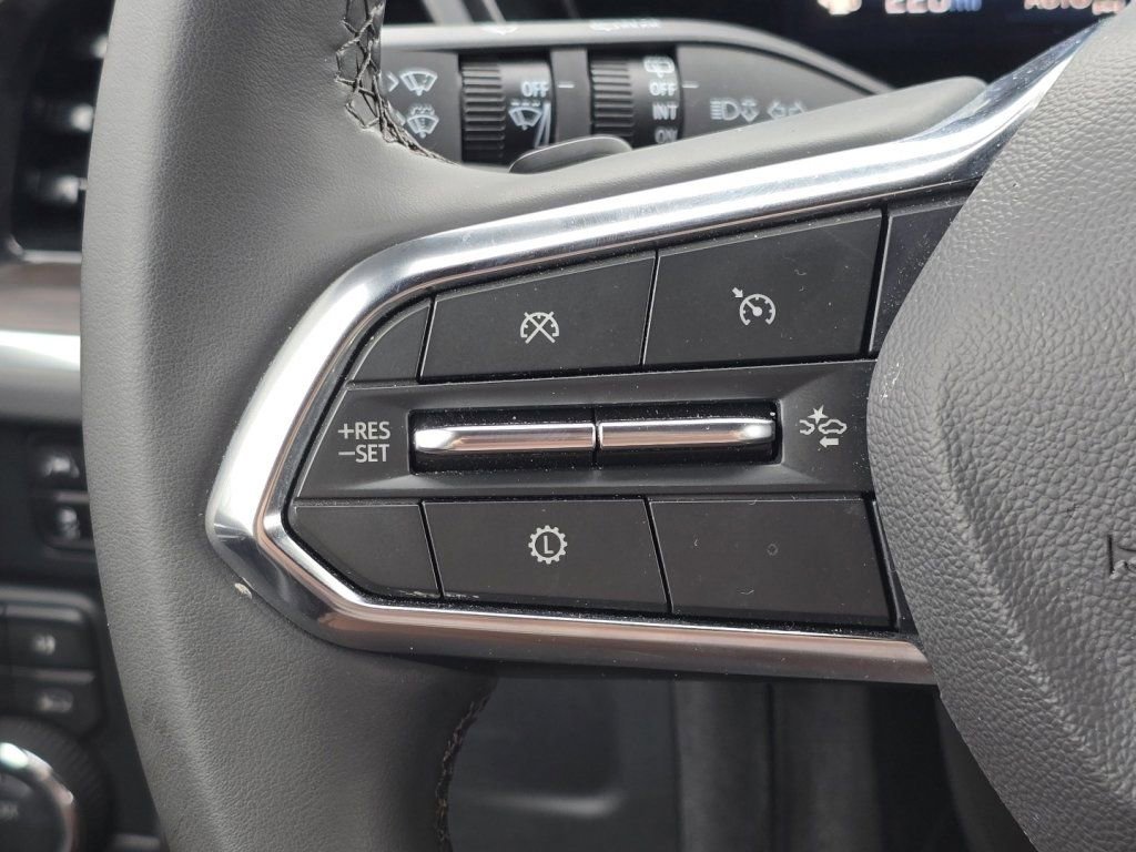 Used 2025 Chevrolet Tahoe LT image 25