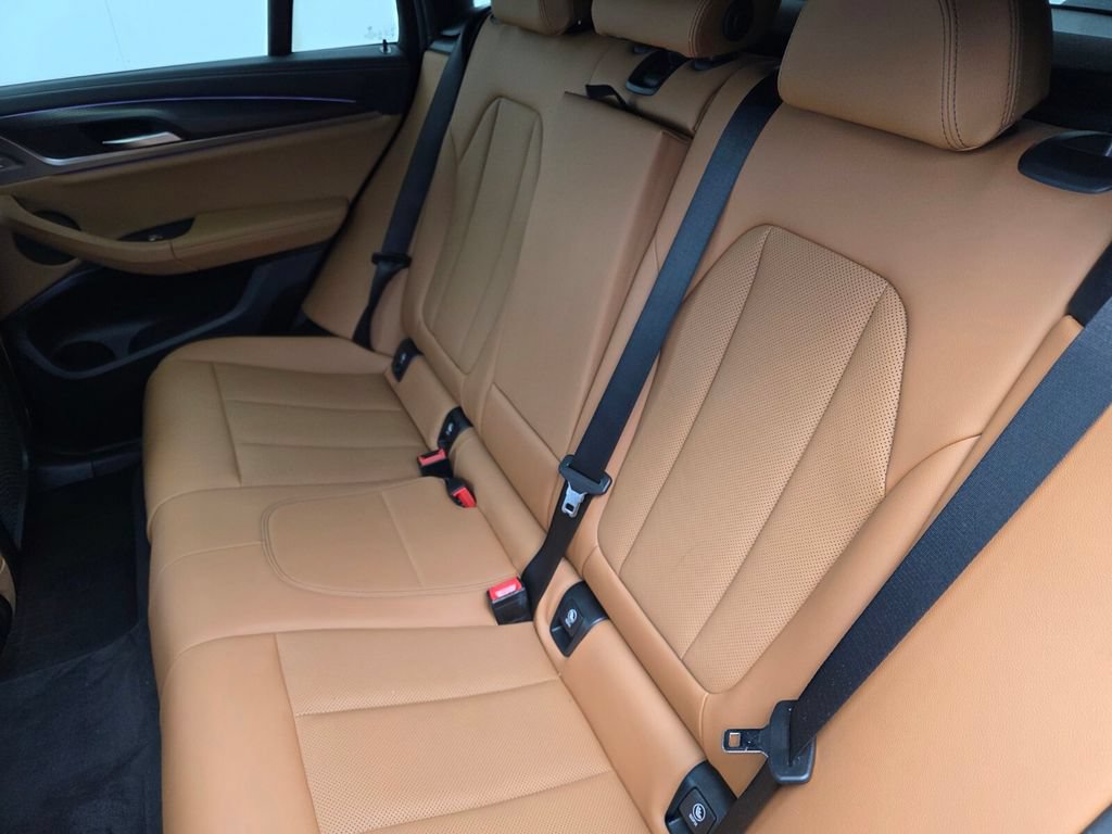 Used 2022 BMW X4 M40i AWD/4WD image 16