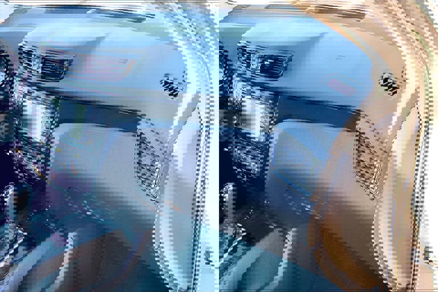 Used 2021 Nissan Rogue Sport SL image 18