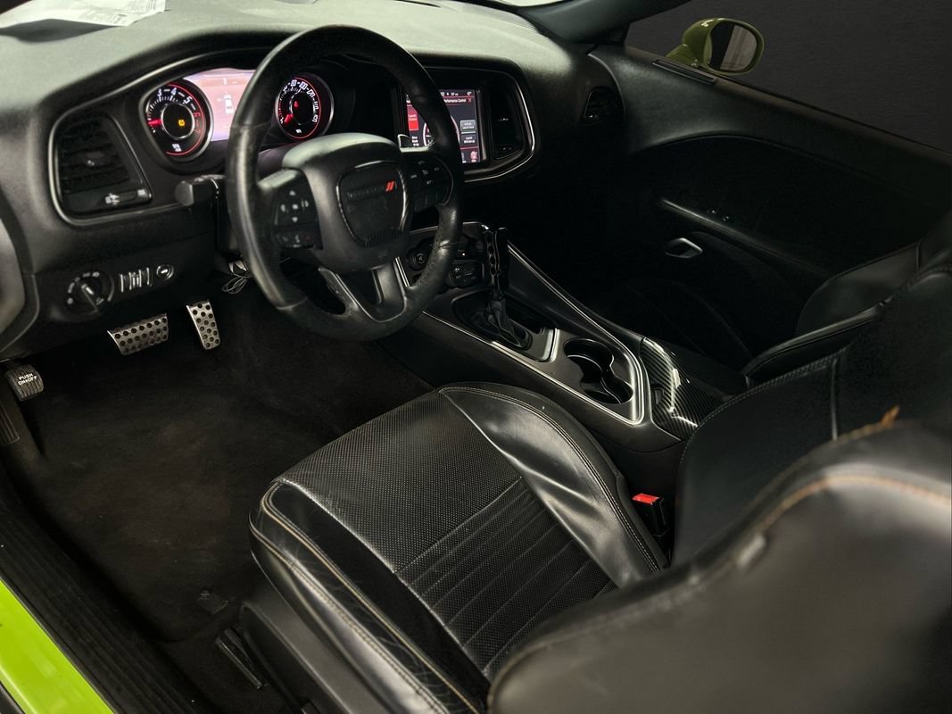 Used 2015 Dodge Challenger R/T Plus RWD image 10