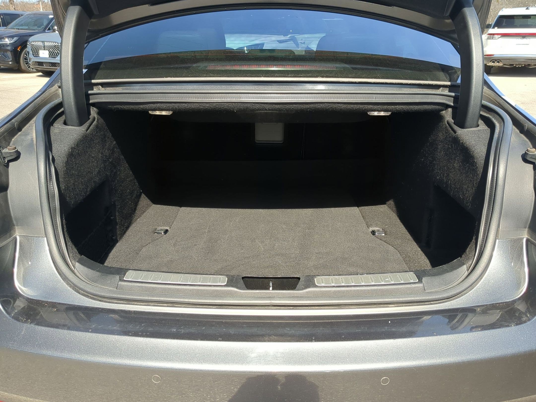 Used 2018 Lincoln Continental Reserve image 23