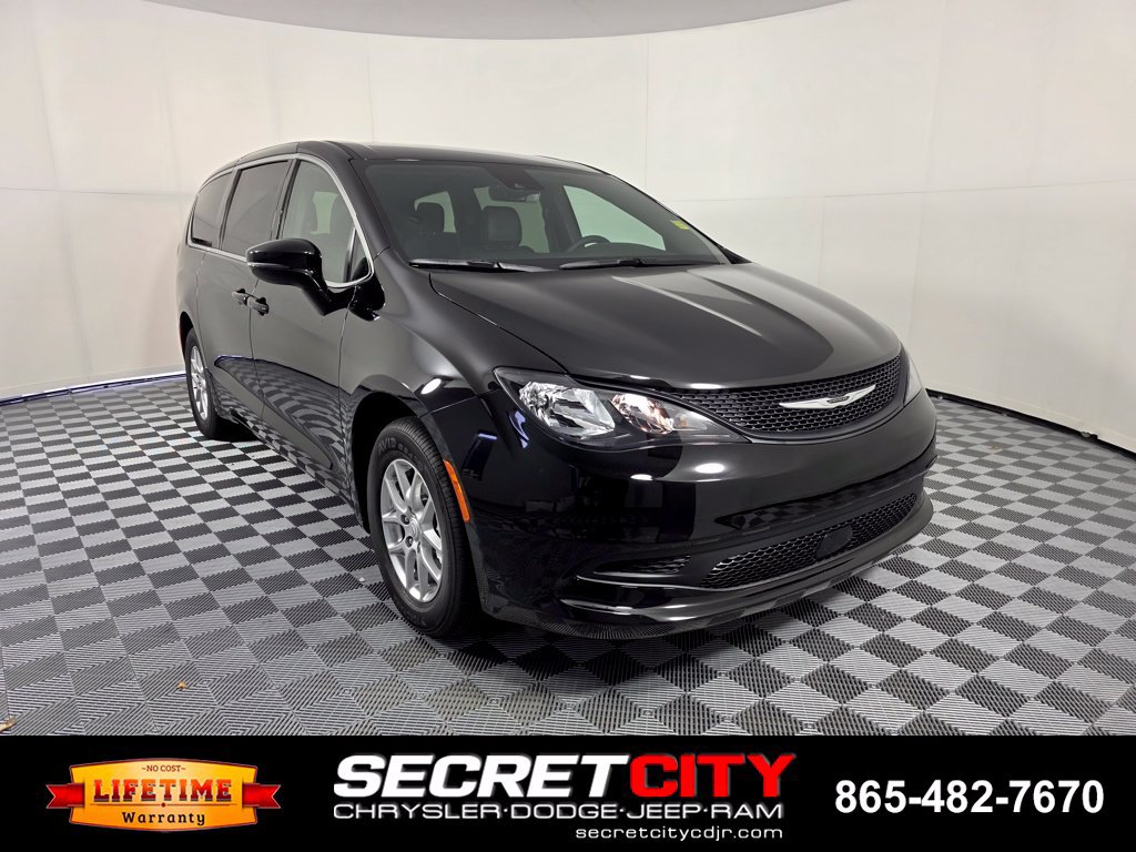 New 2026 Chrysler Voyager LX FWD image 1