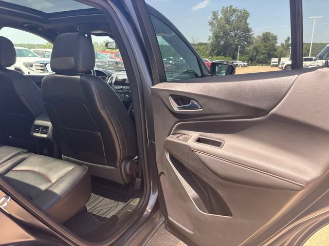 Used 2022 Chevrolet Equinox RS w/ RS Leather Package AWD/4WD image 38
