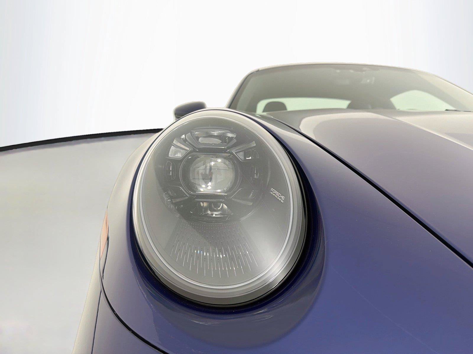 Certified 2022 Porsche 911 Turbo S AWD/4WD image 31