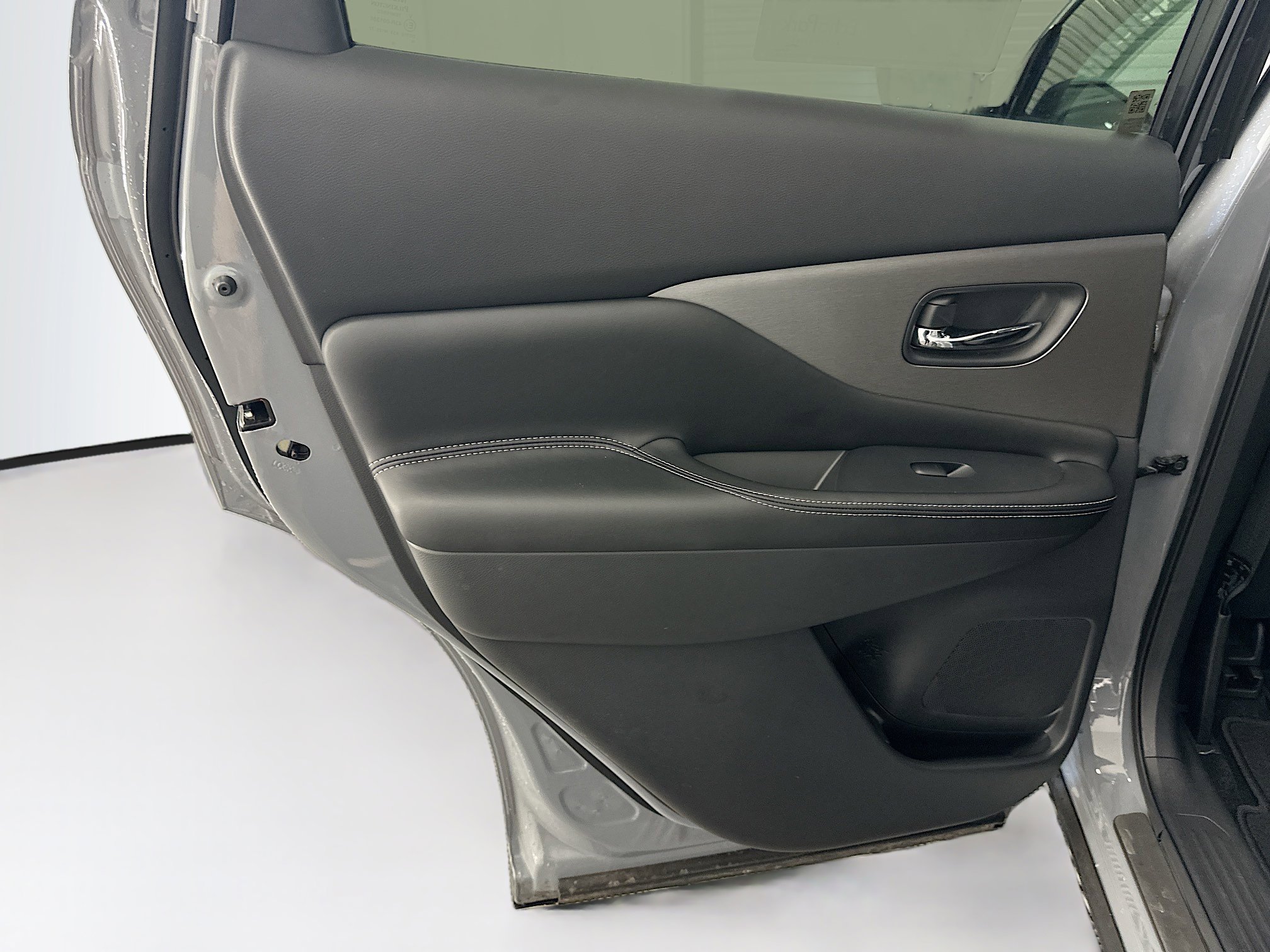 Used 2024 Nissan Murano SV w/ SV Midnight Edition Package image 26