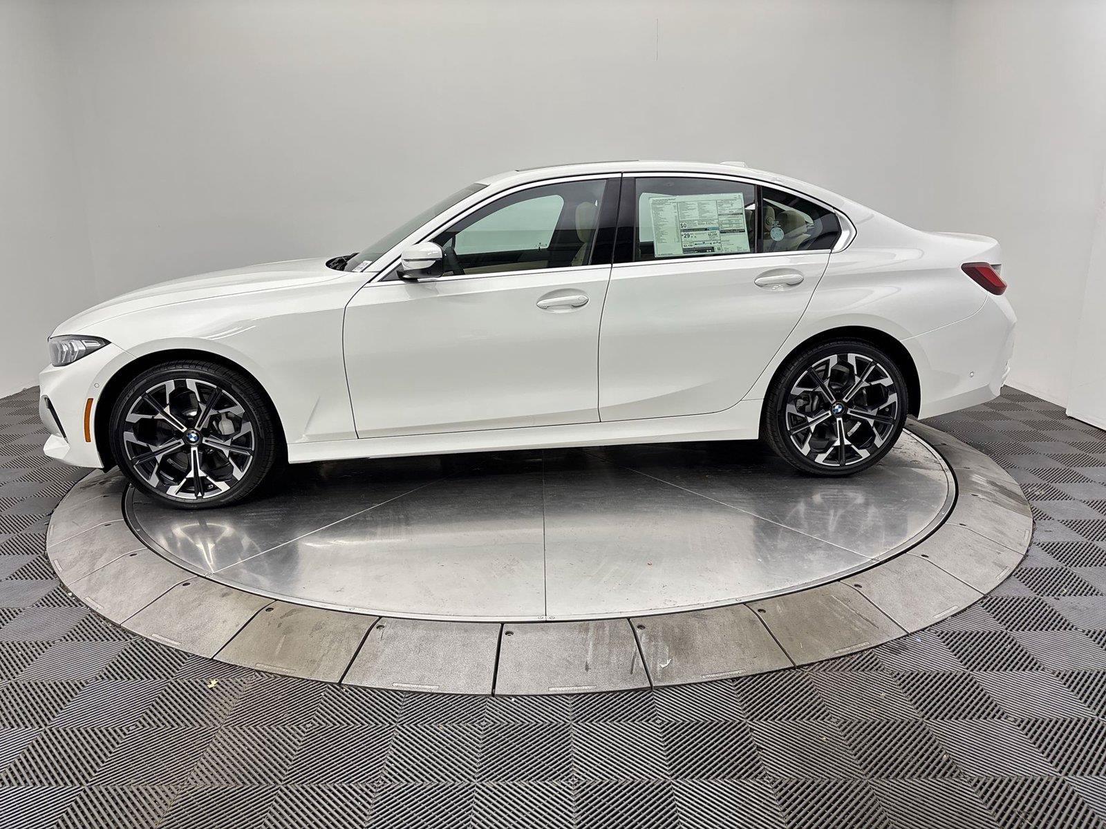 New 2026 BMW 330i xDrive Sedan w/ Premium Package AWD/4WD image 16