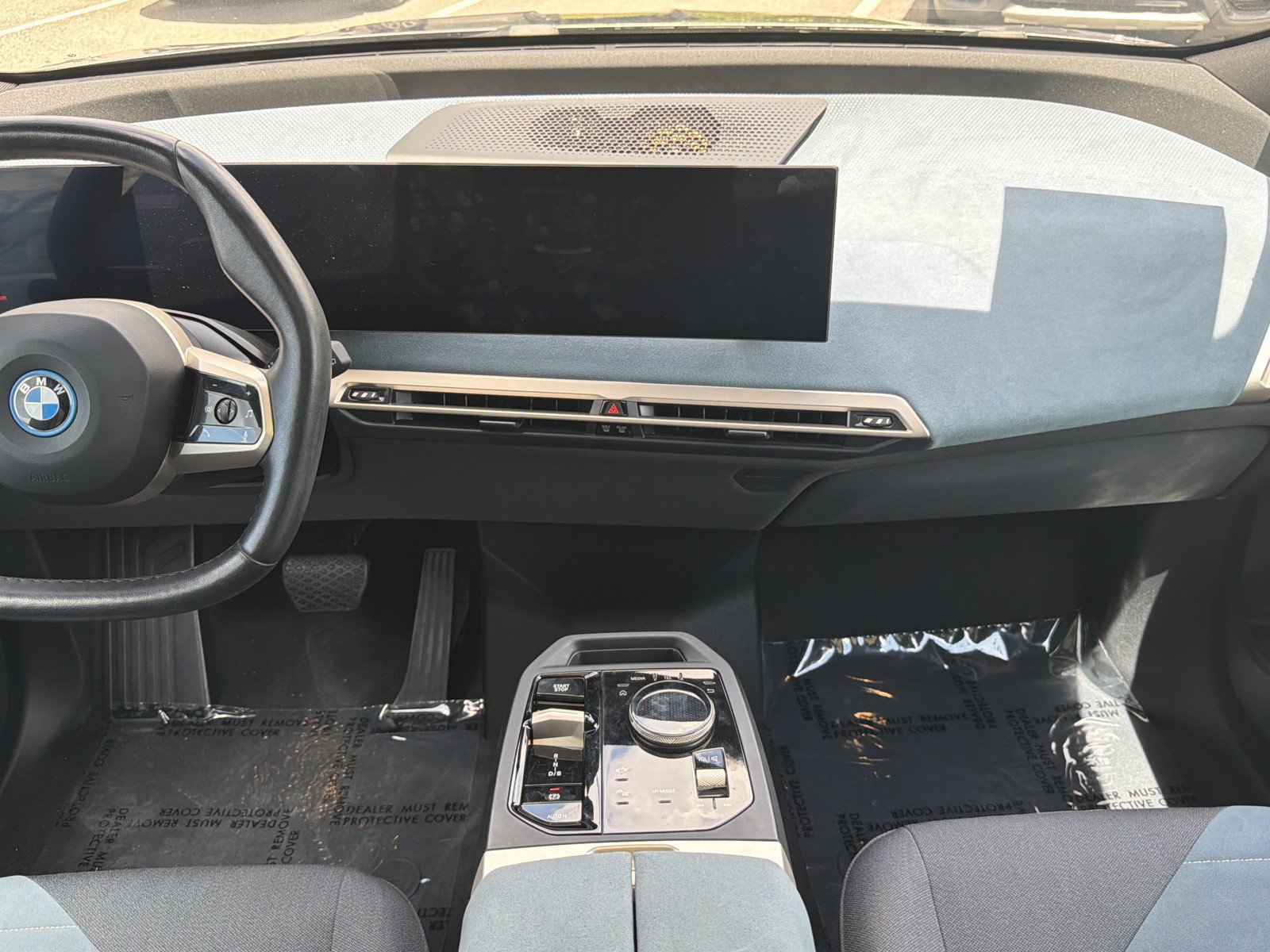 Certified 2023 BMW iX xDrive50 w/ Convenience Package AWD/4WD image 17