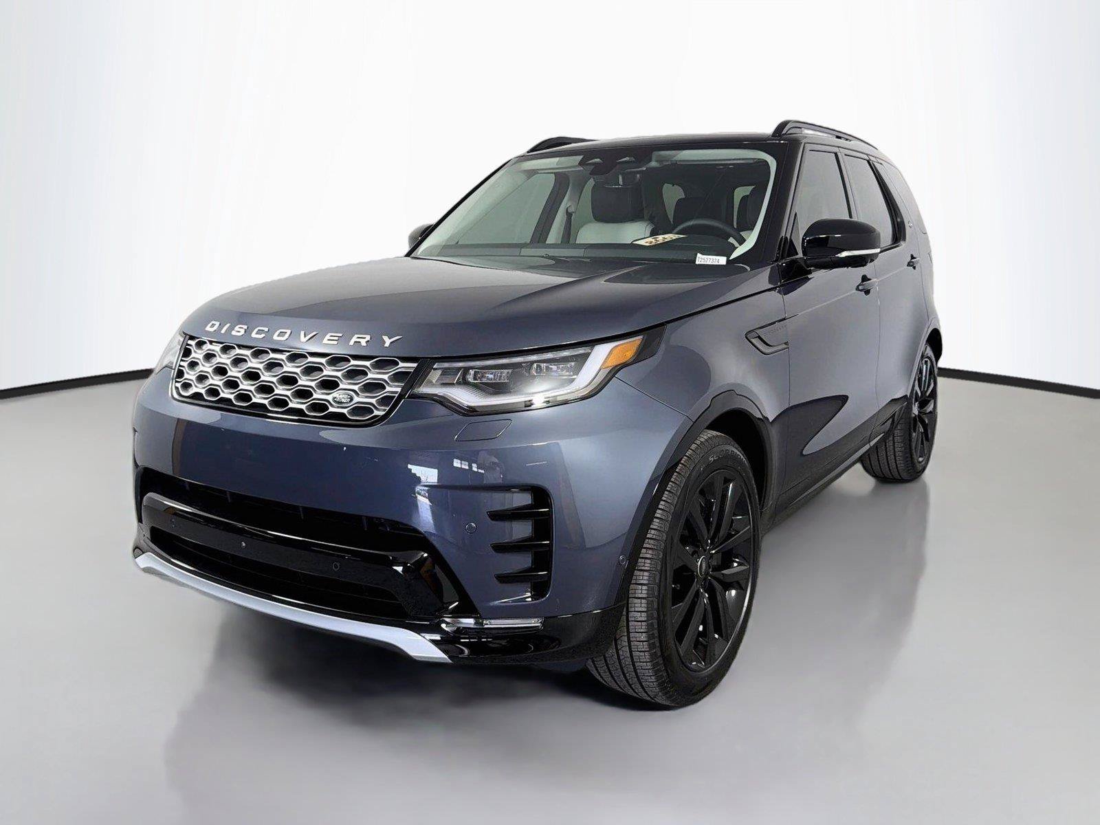 New 2026 Land Rover Discovery Limited Edition AWD/4WD image 1