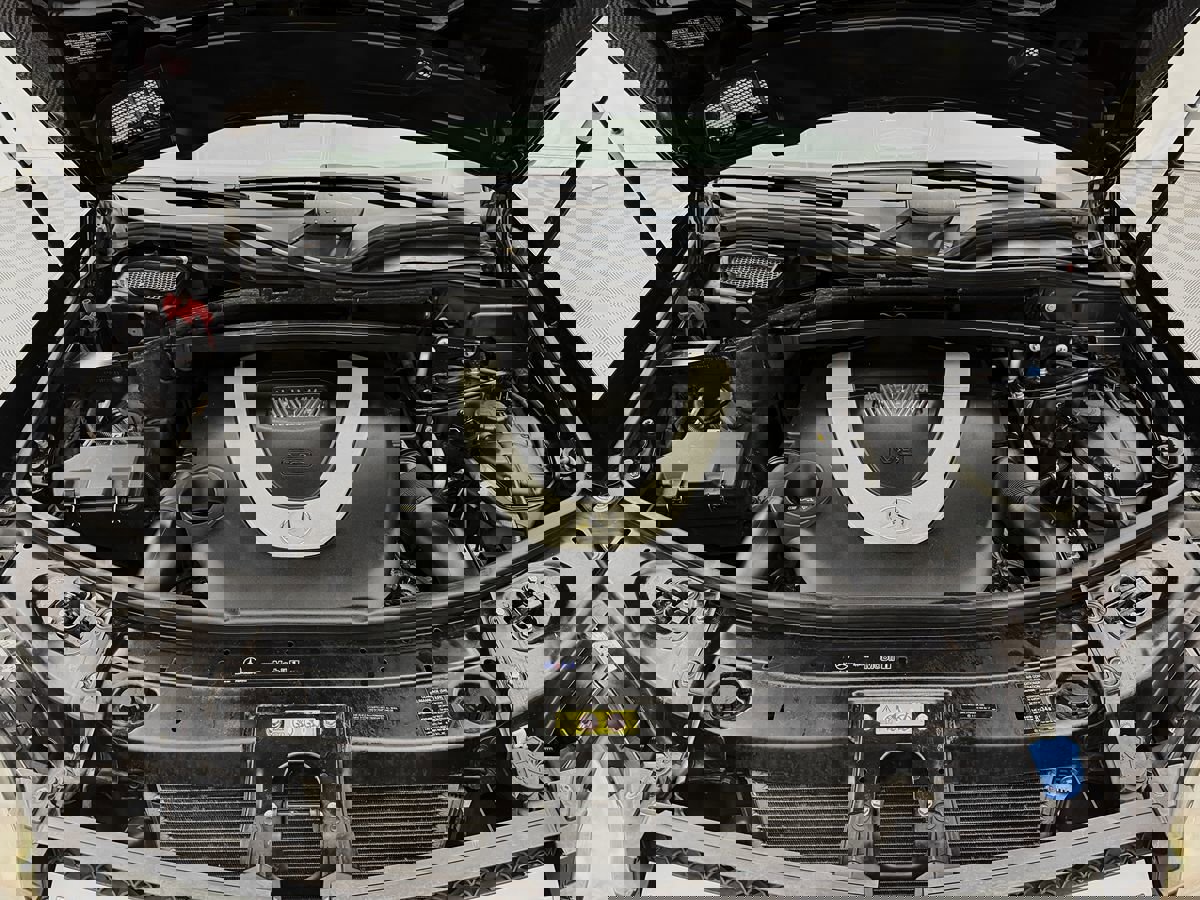 Used 2012 Mercedes-Benz GL 450 4MATIC image 31