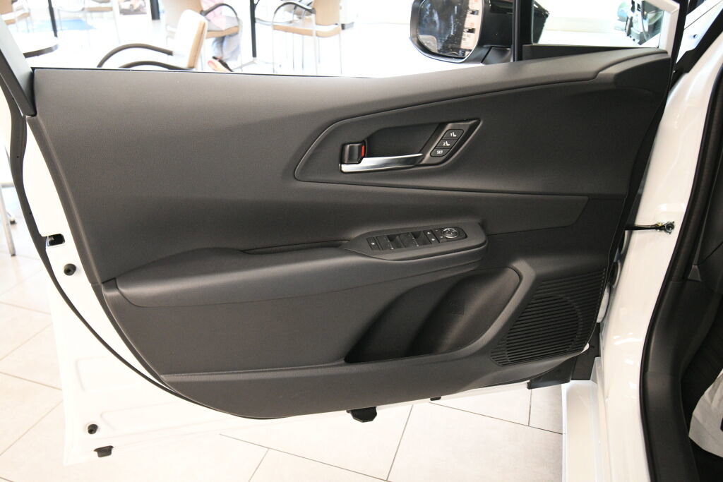 New 2026 Toyota Prius Plug-In Hybrid image 8