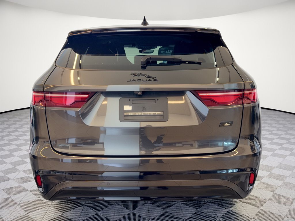 New 2026 Jaguar F-PACE R-Dynamic S AWD/4WD image 11