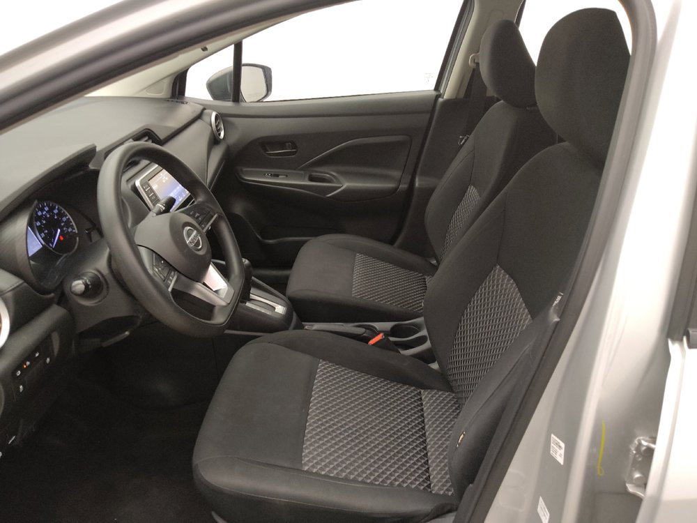 Used 2022 Nissan Versa S FWD image 17