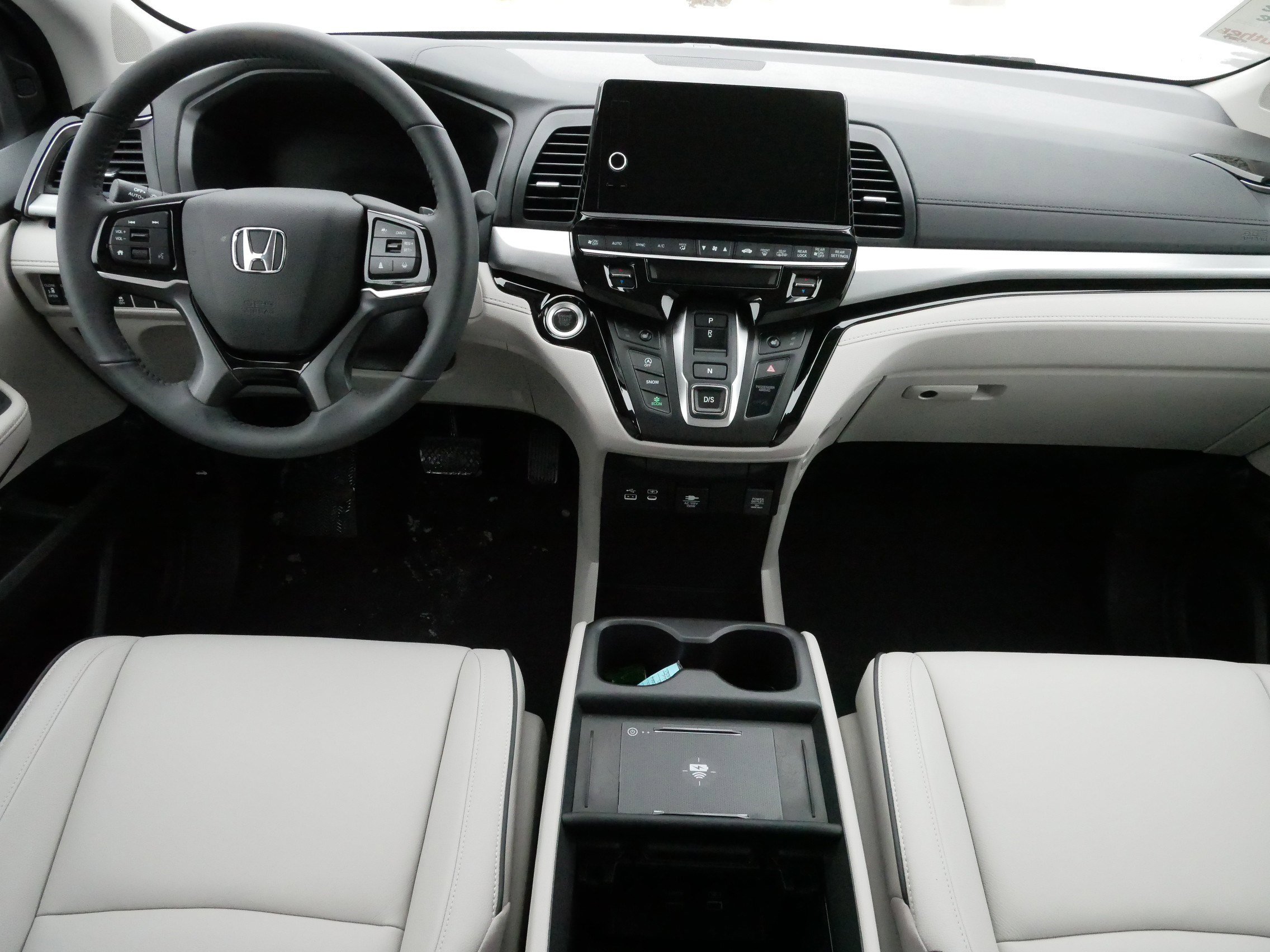 Certified 2026 Honda Odyssey Touring image 10