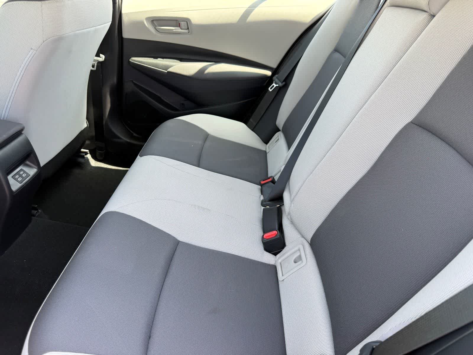 Used 2026 Toyota Corolla LE w/ Carpet Mat Package (TMS) FWD image 13