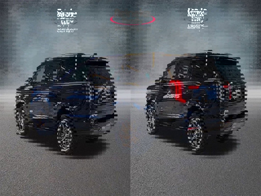 New 2025 Ford Expedition King Ranch image 8