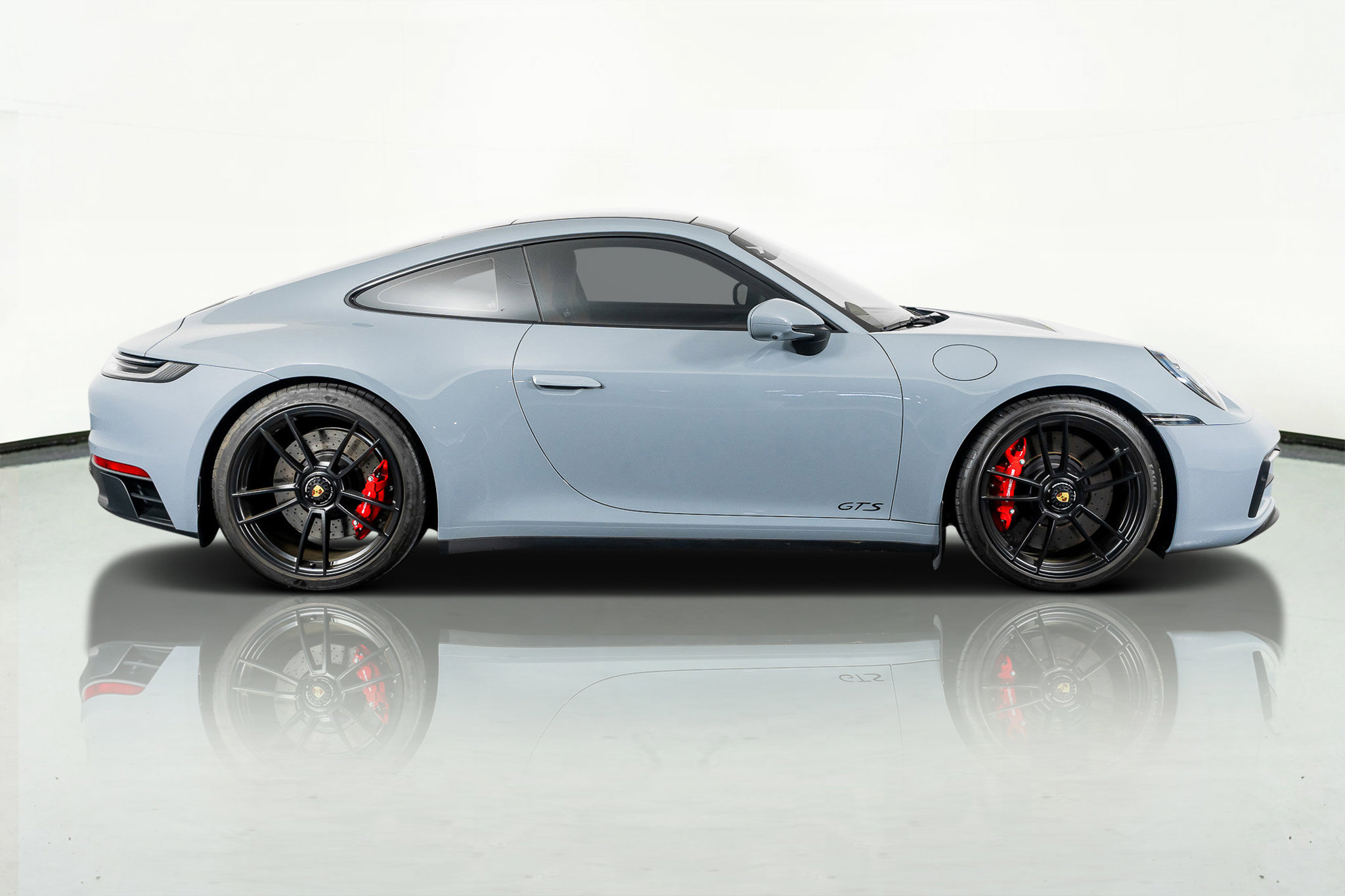 Used 2024 Porsche 911 Carrera 4 GTS image 5