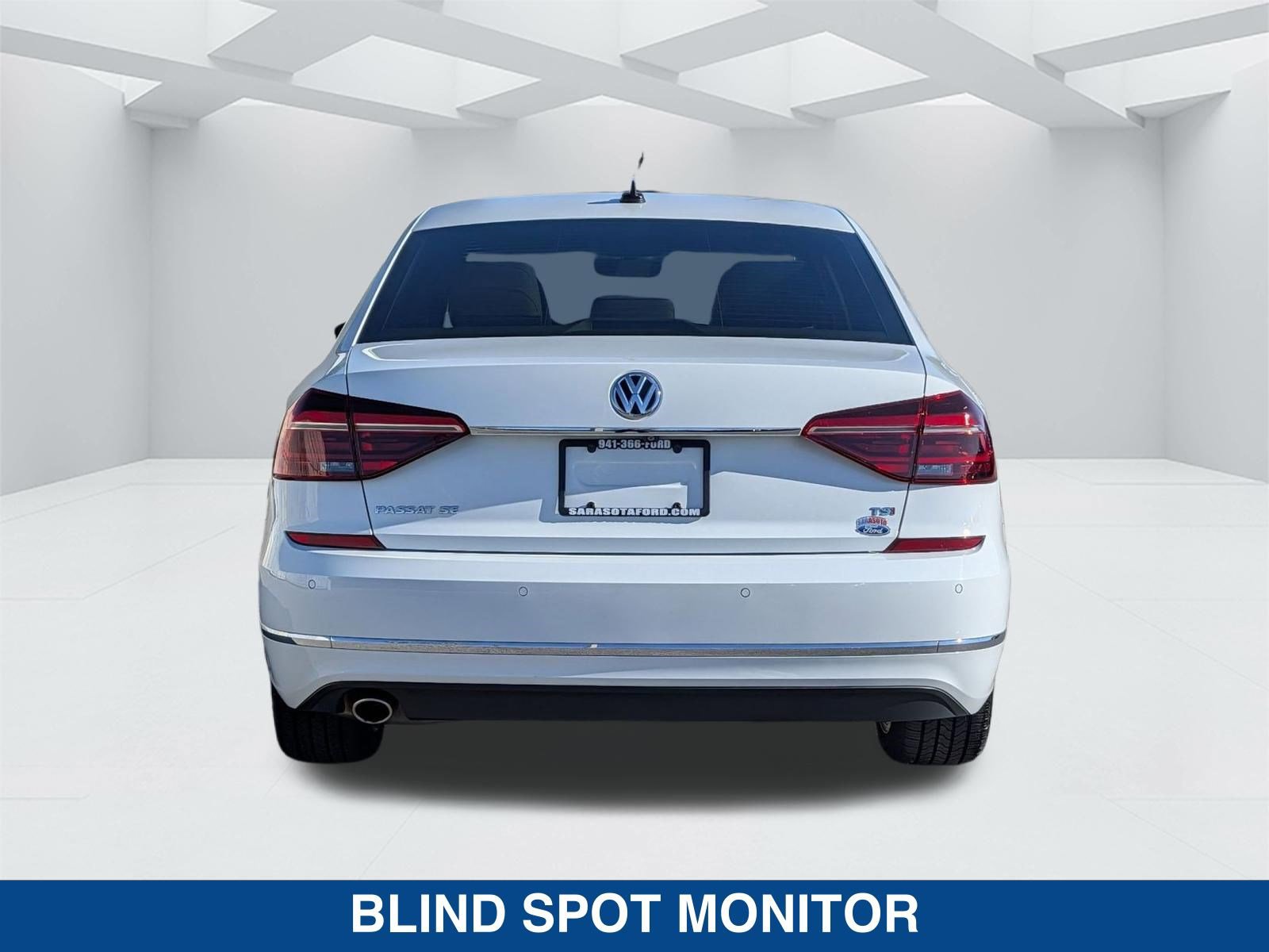 Used 2018 Volkswagen Passat 2.0T SE image 5