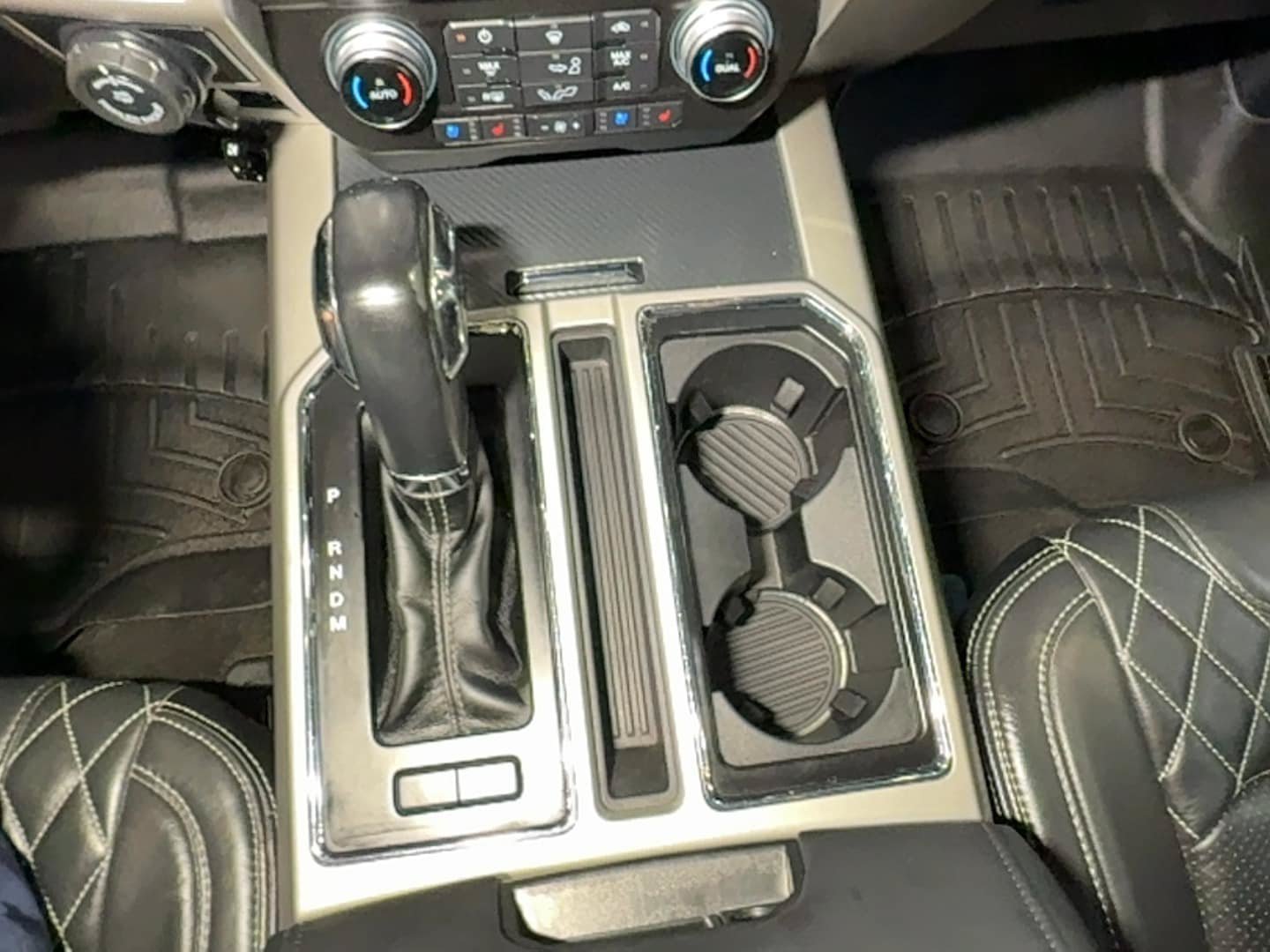 Used 2020 Ford F150 Lariat w/ Equipment Group 502A Luxury AWD/4WD image 46