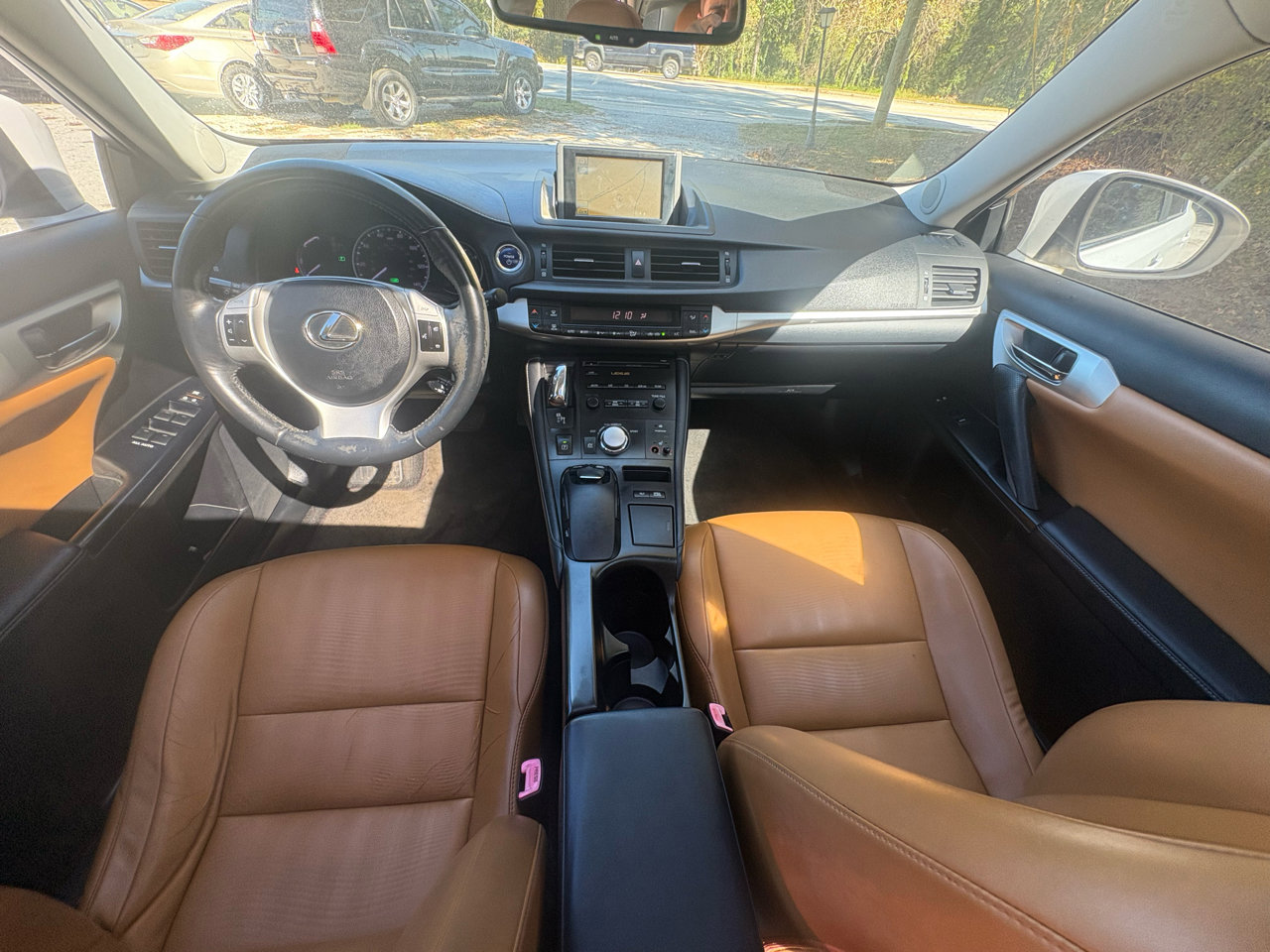 Used 2011 Lexus CT 200h image 21