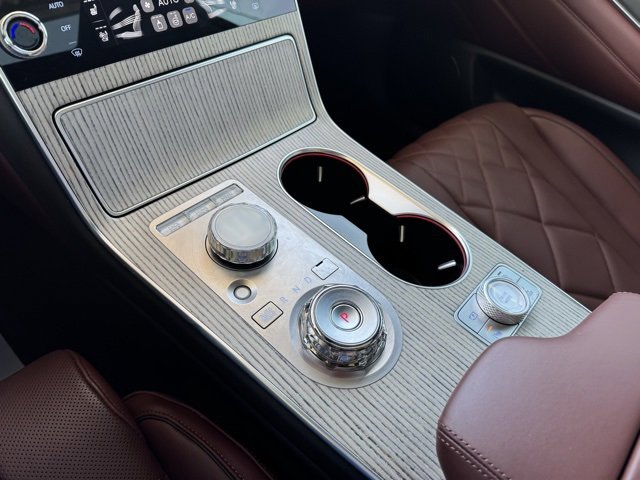 Used 2025 Genesis GV80 3.5T Prestige image 13