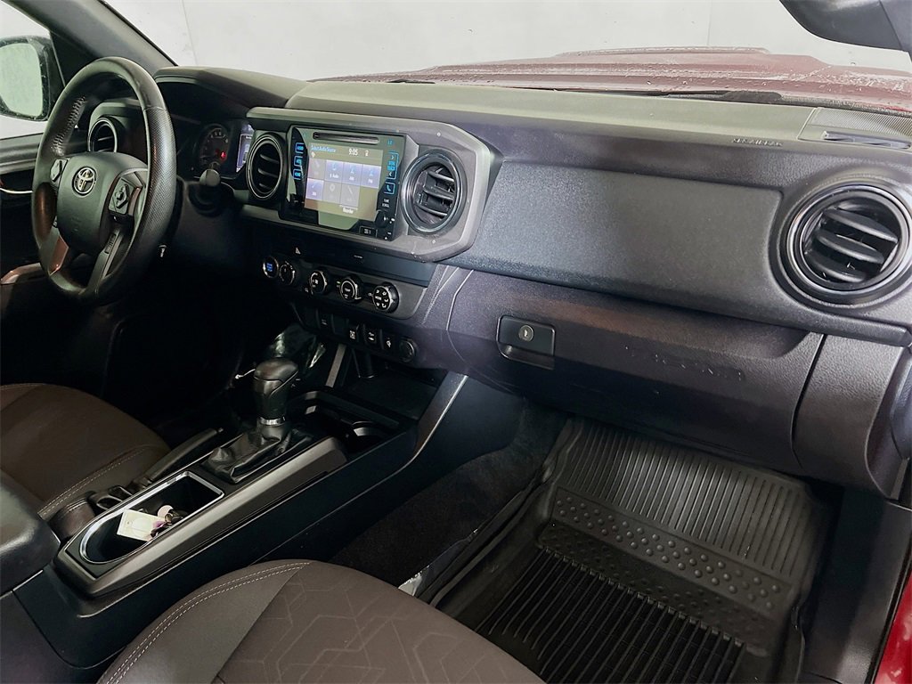 Certified 2019 Toyota Tacoma TRD Sport image 25