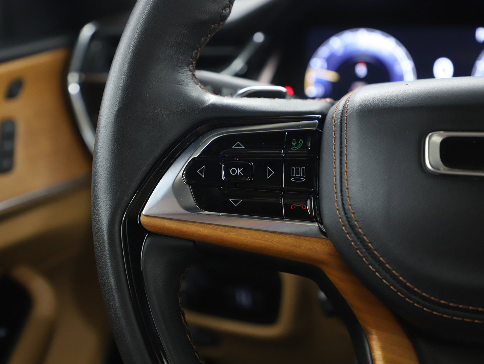 Used 2024 Jeep Grand Cherokee Summit image 27