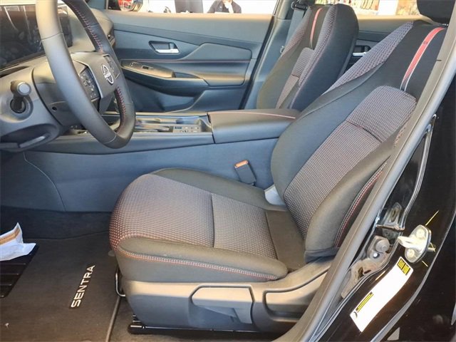 New 2026 Nissan Sentra SR image 9