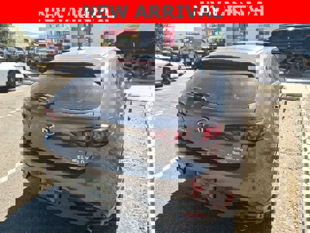 Used 2019 MAZDA MAZDA3 Hatchback w/ Preferred Package image 7