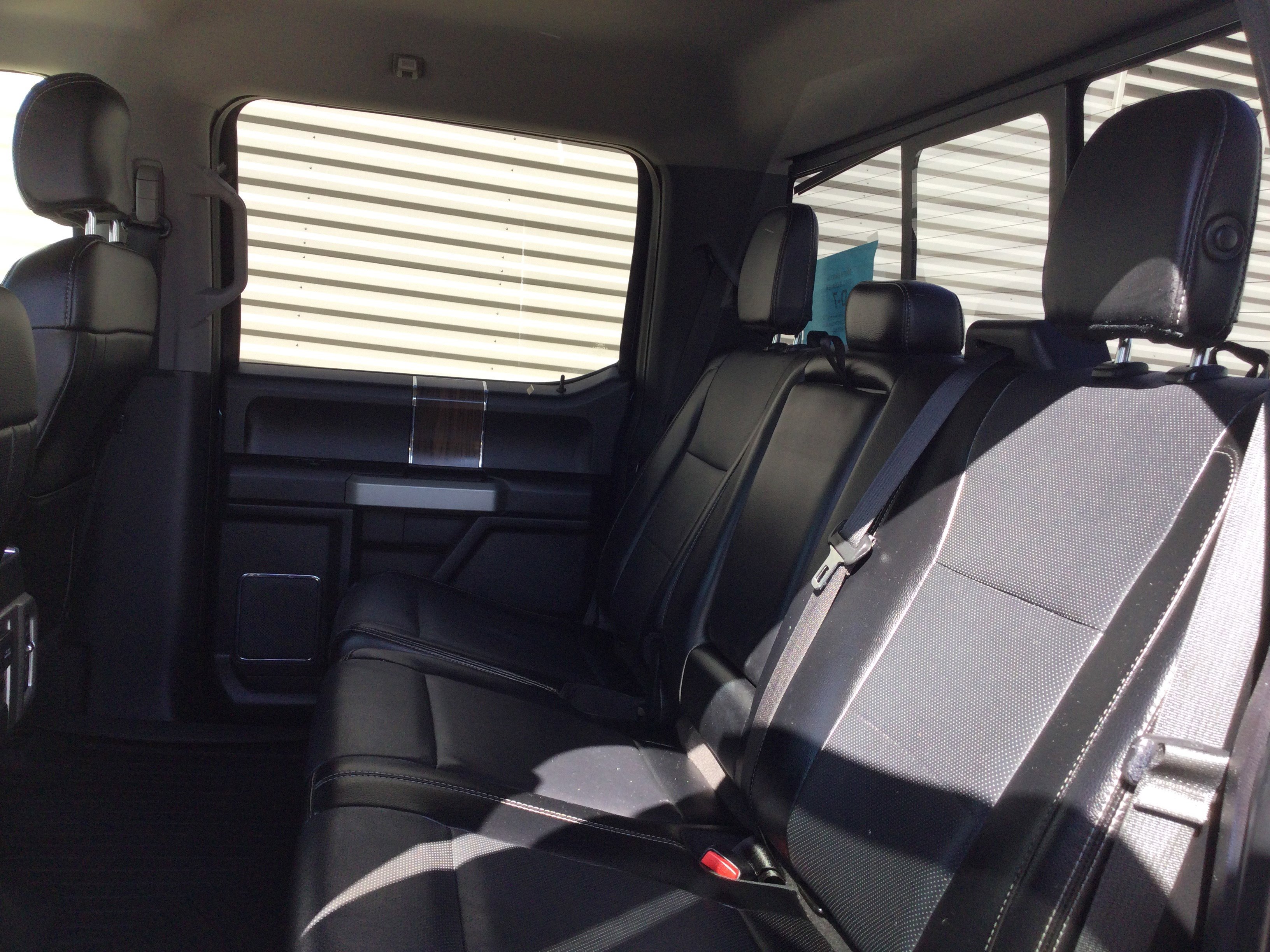 Used 2016 Ford F150 Lariat w/ Equipment Group 502A Luxury image 6