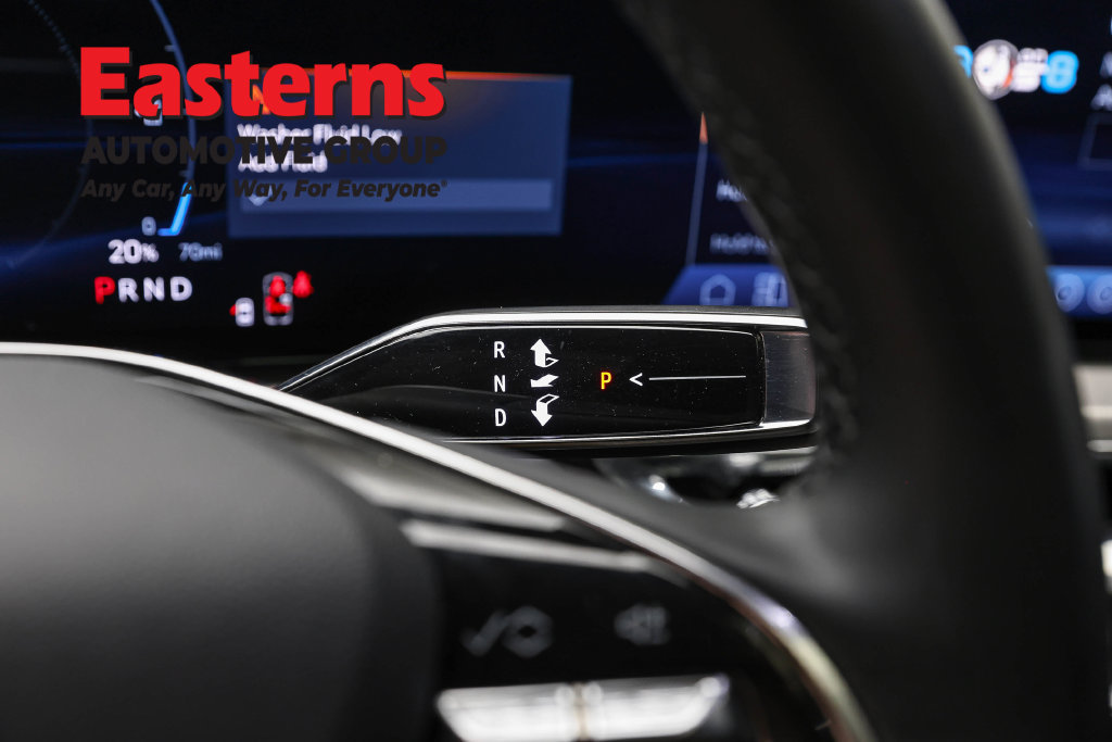 Used 2024 Cadillac Lyriq Luxury AWD/4WD image 19