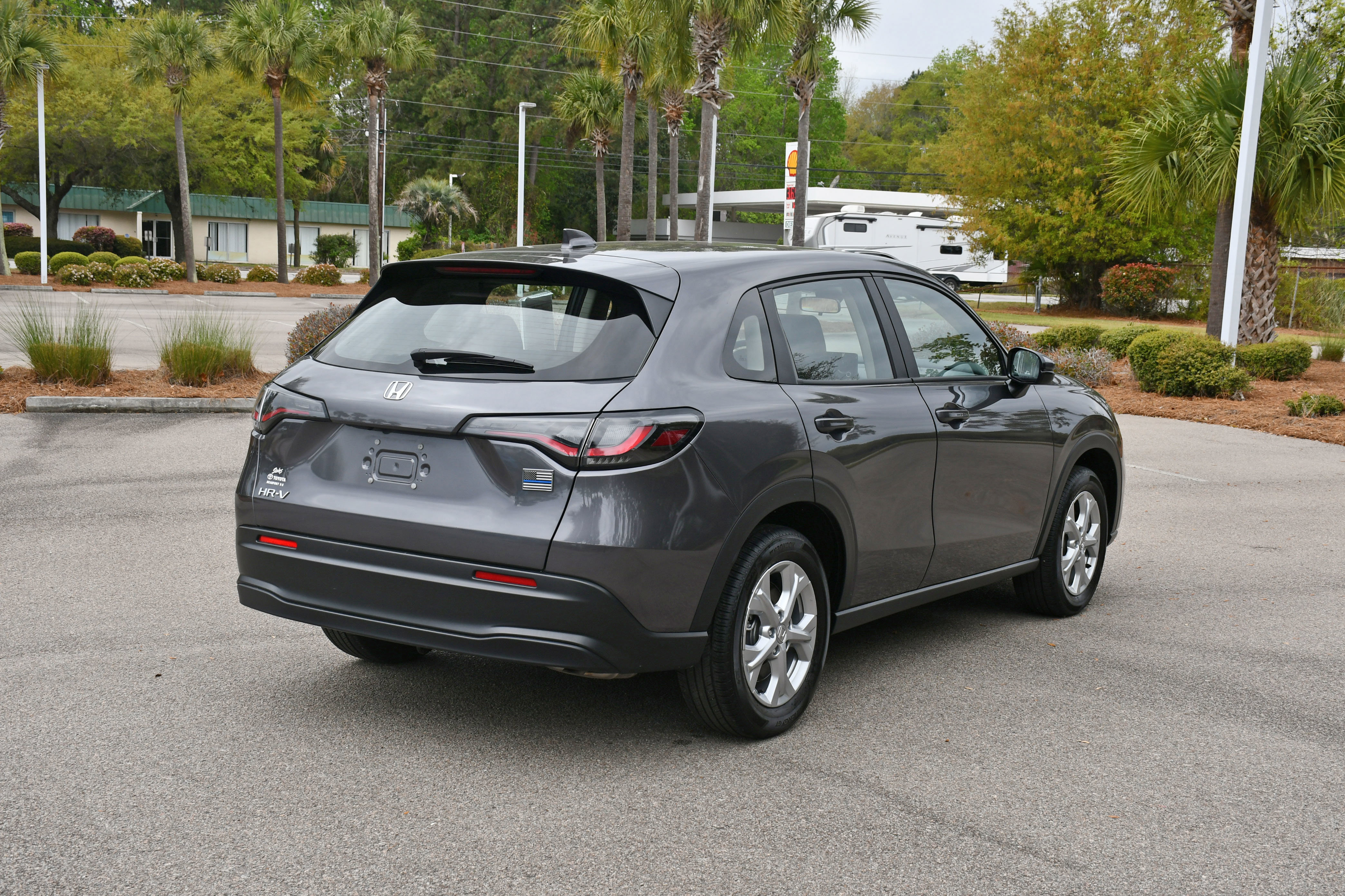 Used 2025 Honda HR-V LX image 3