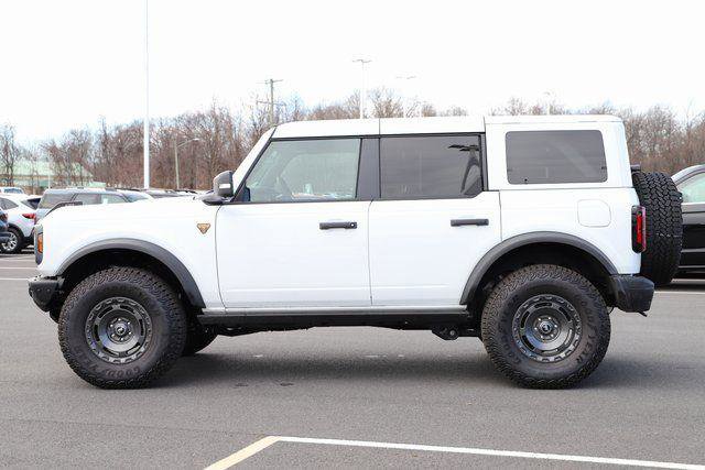 New 2025 Ford Bronco Badlands image 3
