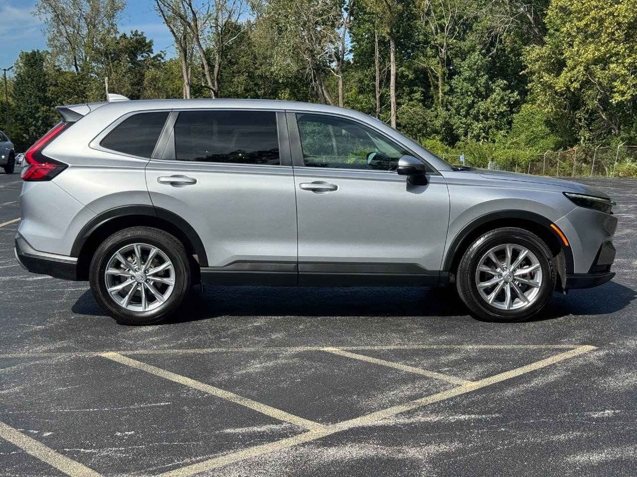 Certified 2023 Honda CR-V EX image 3