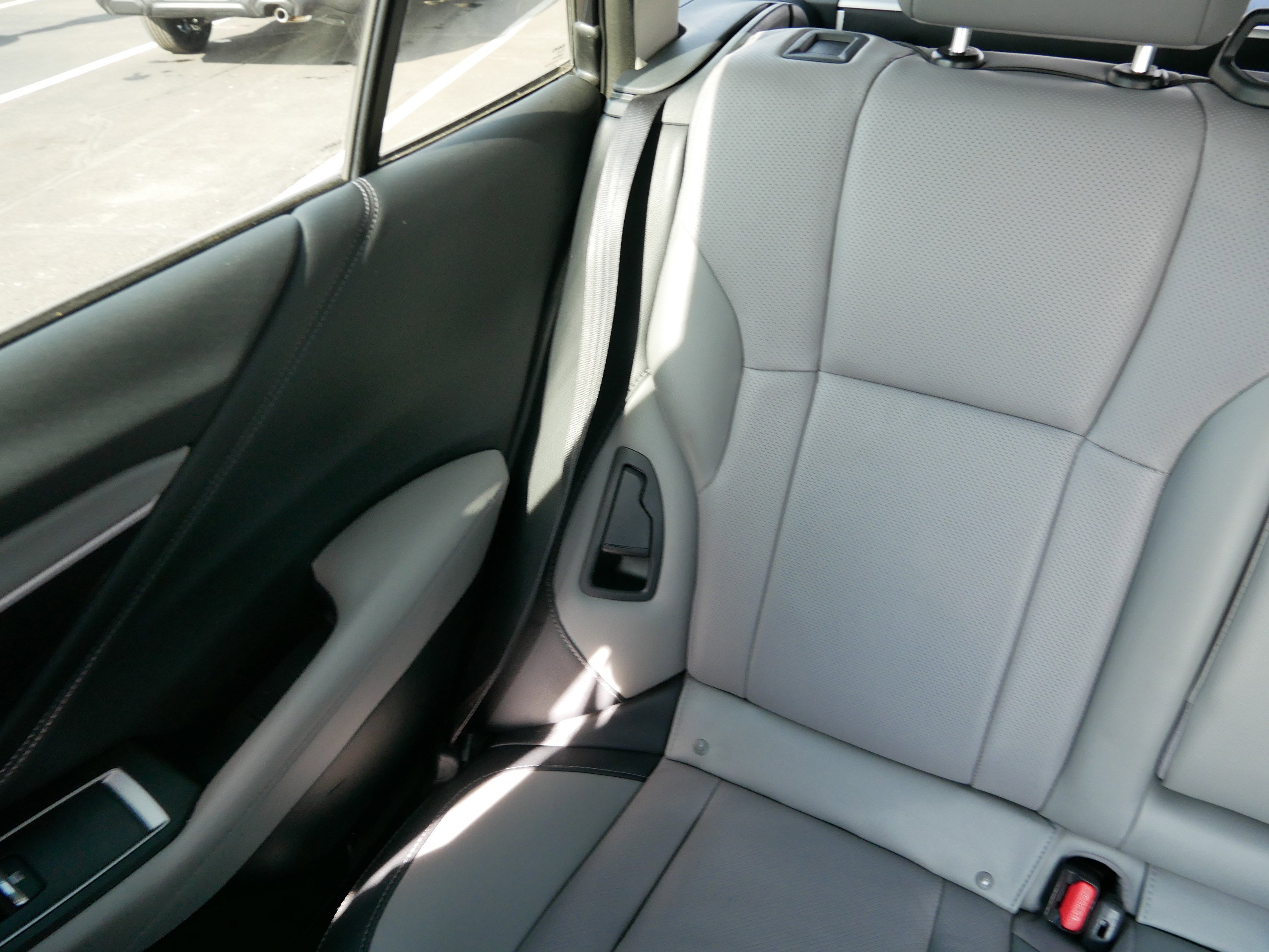 Used 2023 Subaru Outback Limited image 12