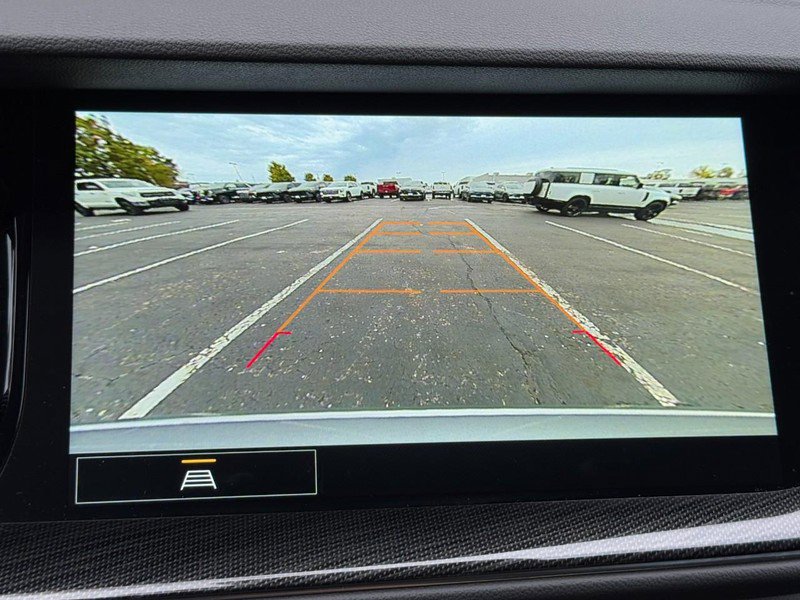 Used 2023 Buick Envision Essence image 22