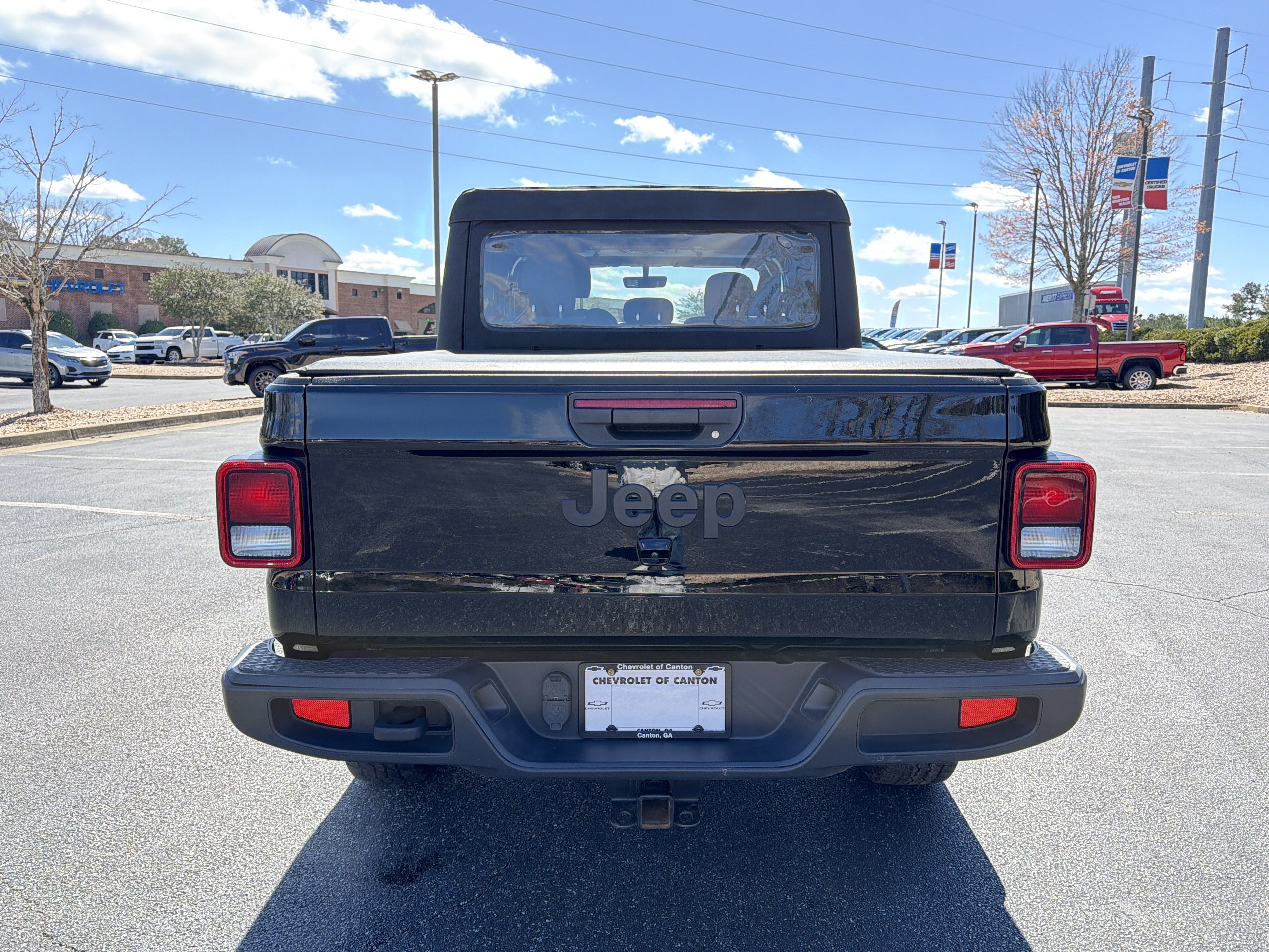 Used 2020 Jeep Gladiator Sport image 6