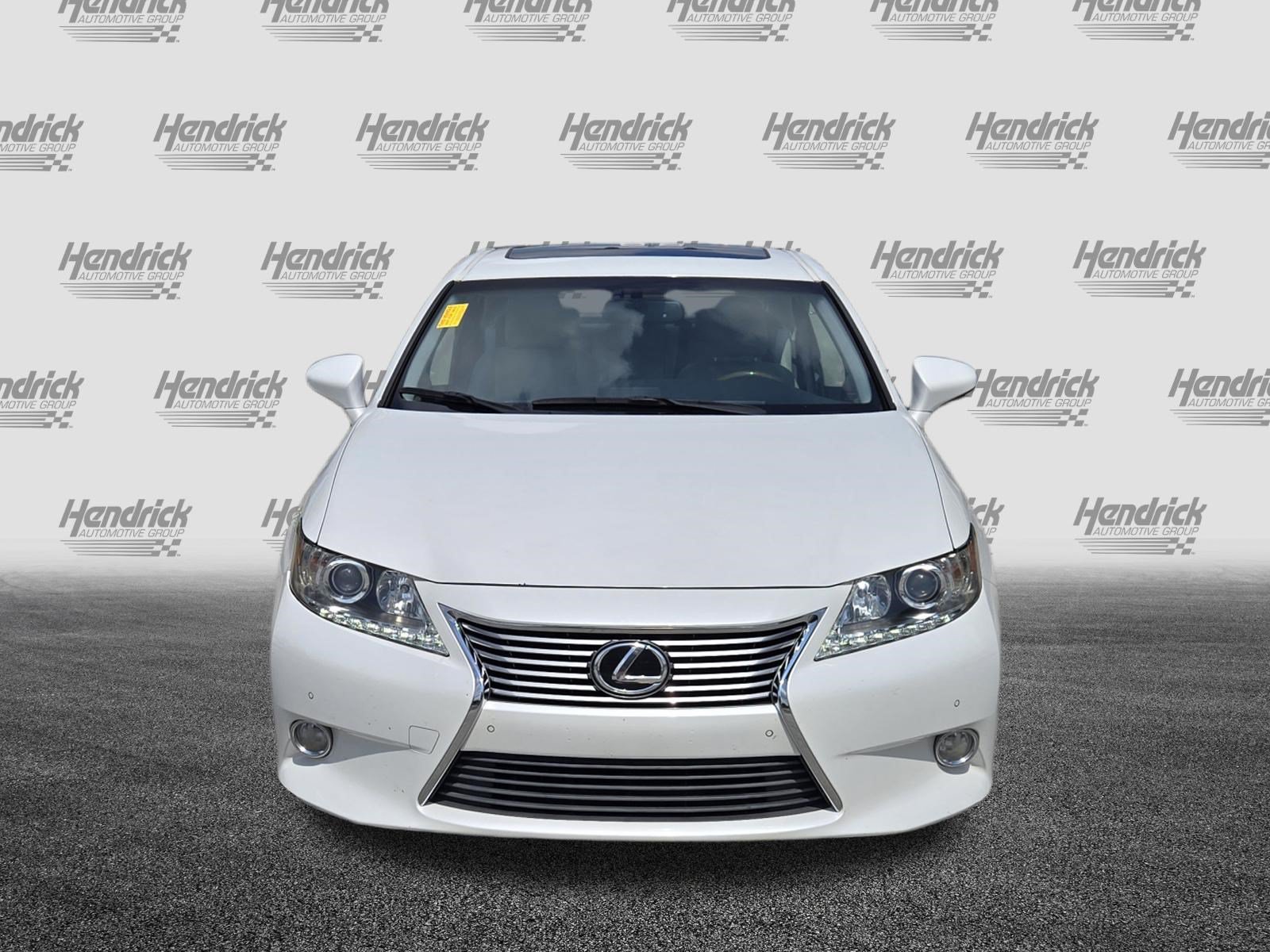 Used 2013 Lexus ES 350 w/ Luxury Pkg FWD image 3