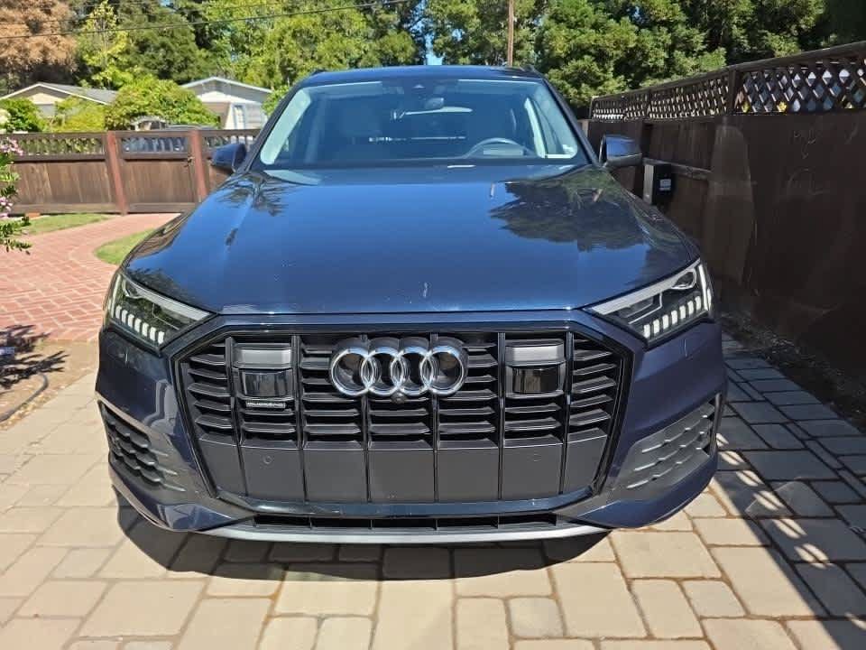 Used 2023 Audi Q7 3.0T Prestige w/ Prestige Package AWD/4WD image 2