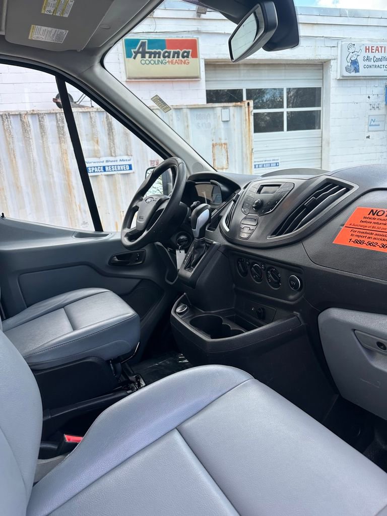 Used 2019 Ford Transit 250 138 RWD image 26