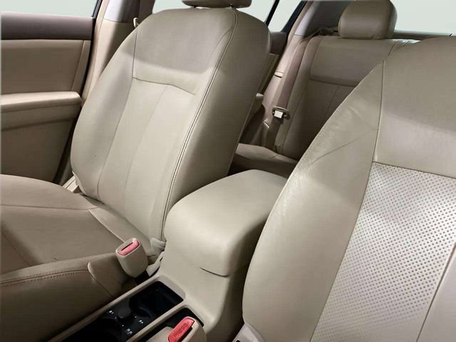 Used 2010 Nissan Sentra 2.0 SL w/ Leather Pkg image 9