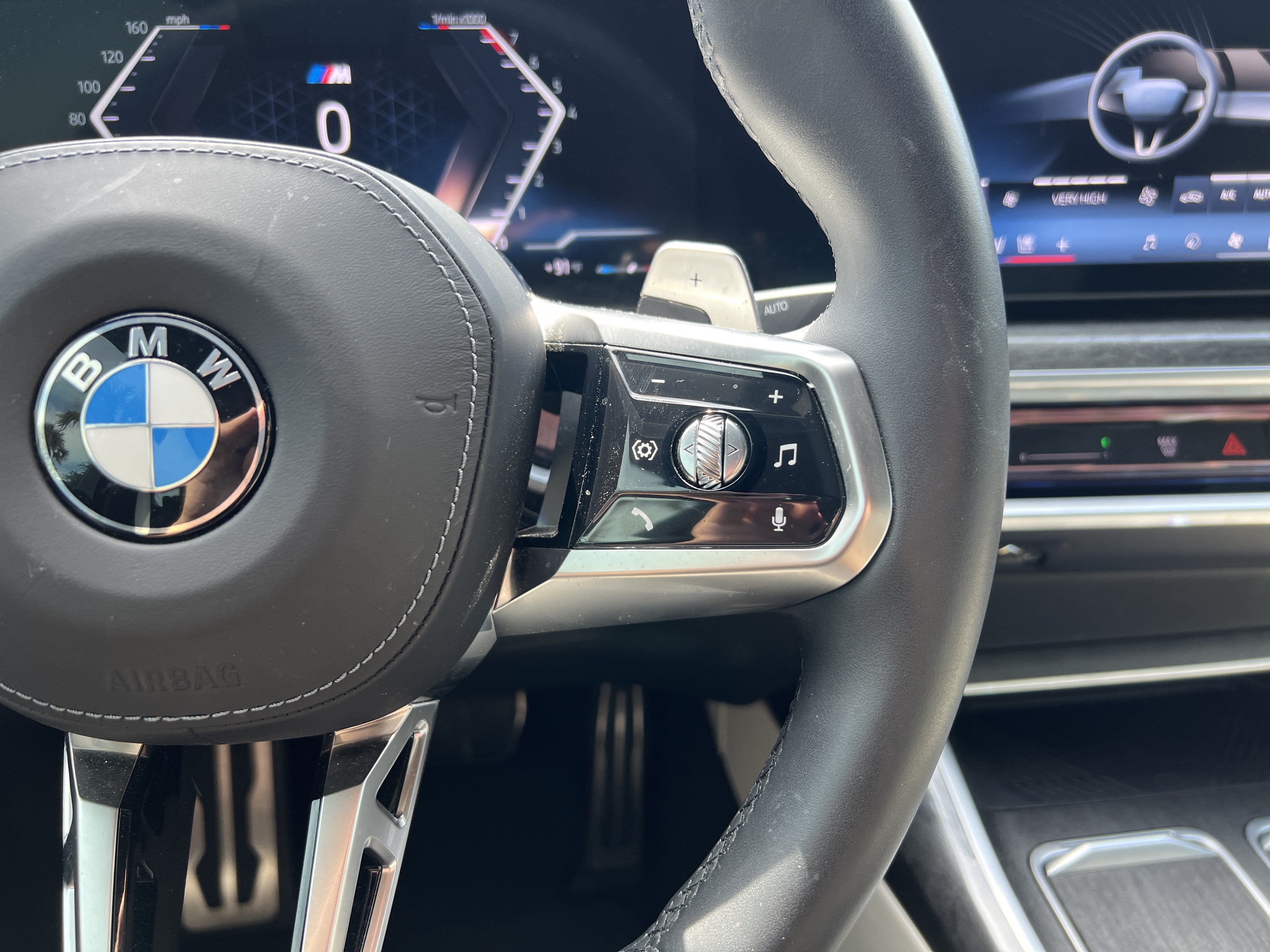 Used 2023 BMW 740i RWD image 20