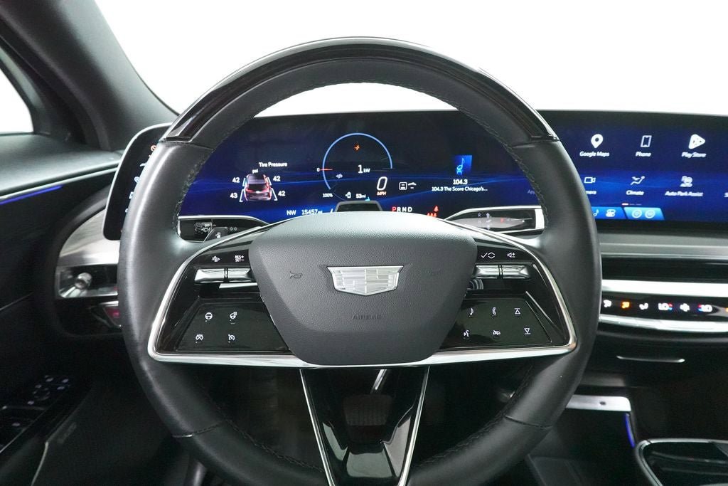 Used 2024 Cadillac Lyriq Luxury image 12