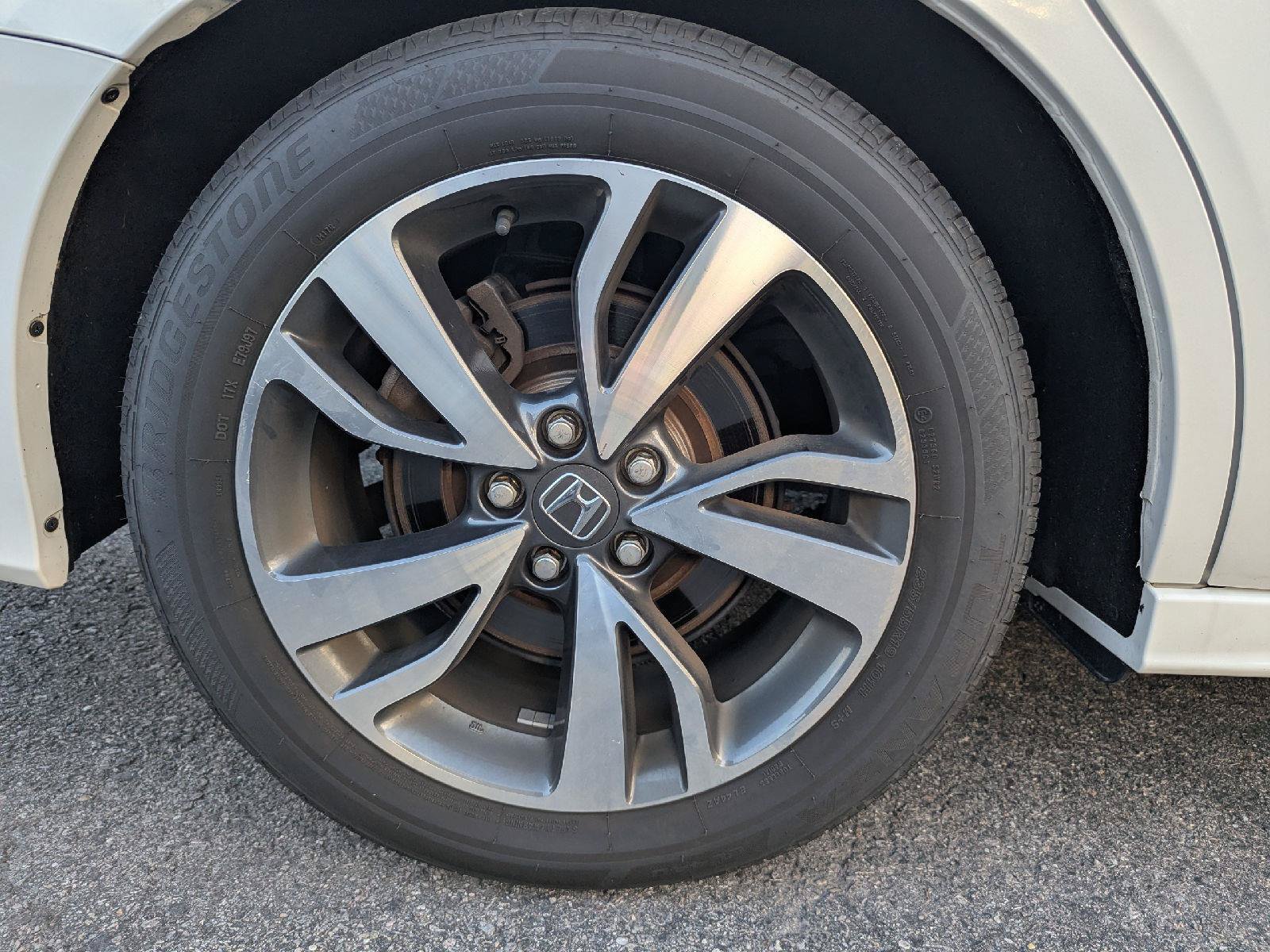 Used 2023 Honda Odyssey Touring image 12