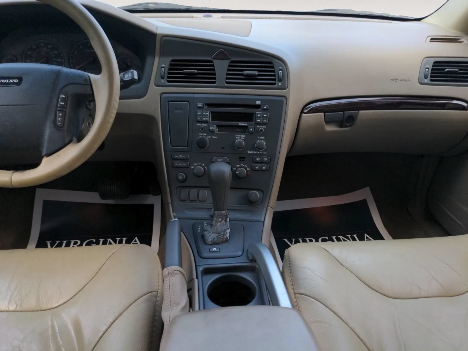 Used 2002 Volvo V70 Cross Country AWD/4WD image 10