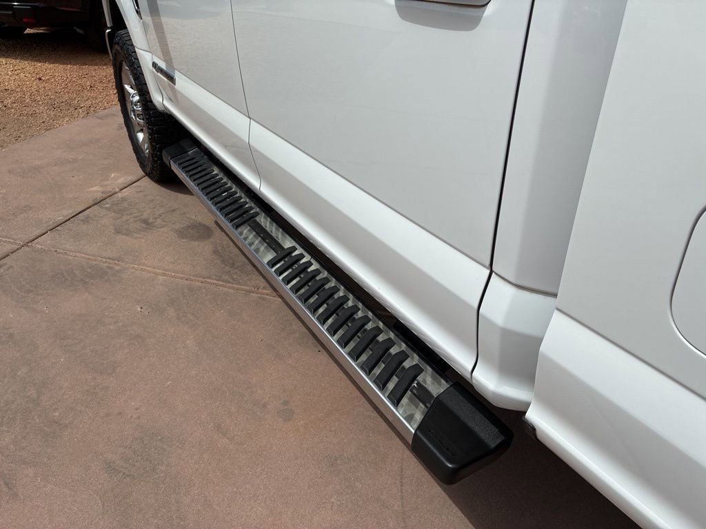 Used 2019 Ford F350 Lariat w/ Chrome Package AWD/4WD image 17