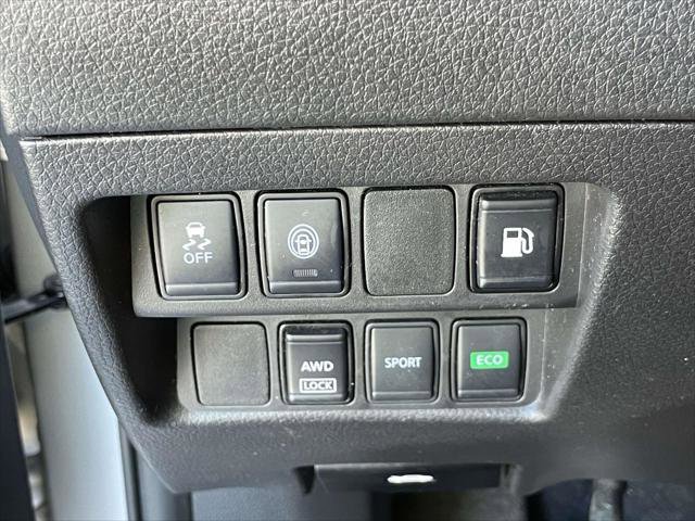 Used 2020 Nissan Rogue S image 15