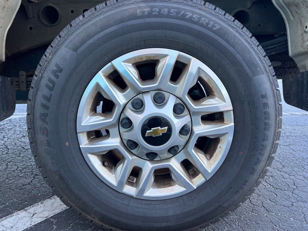 Used 2025 Chevrolet Silverado 2500 LT w/ Convenience Package AWD/4WD image 30