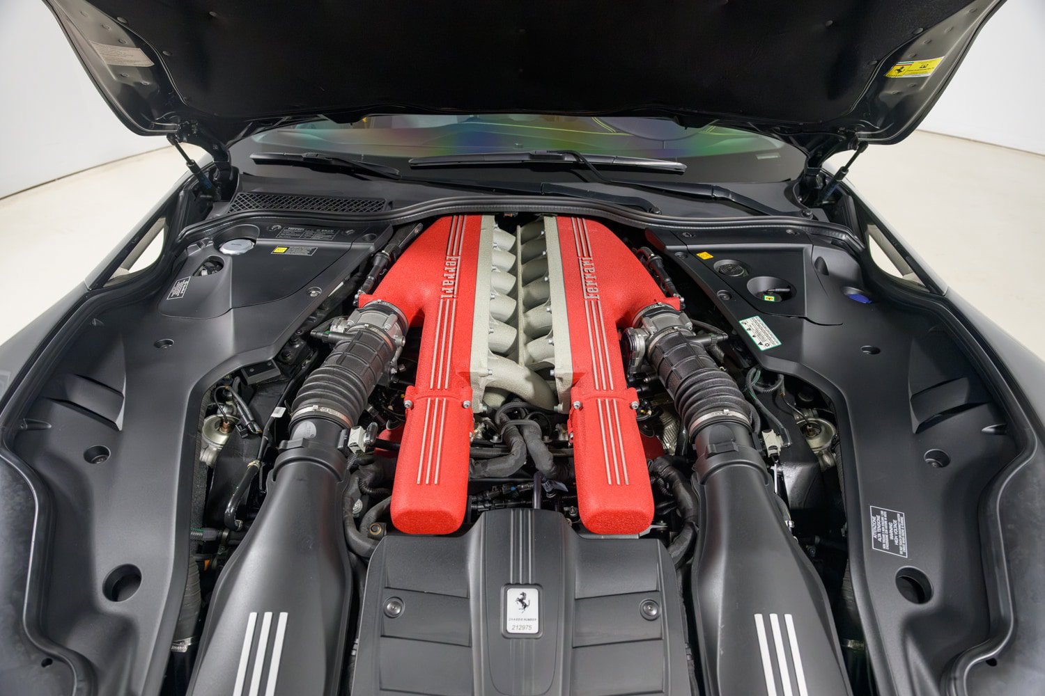 Used 2016 Ferrari F12 Berlinetta RWD image 40