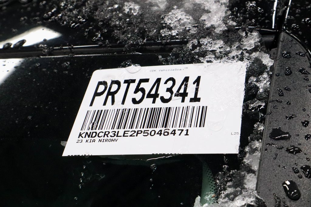 Used 2023 Kia Niro EX image 34